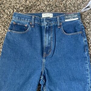 Abercrombie & Fitch Ankle Straight Jeans